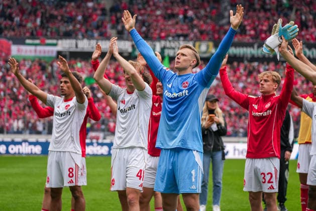 Germany Soccer 2 Bundesliga, Season 2025 26, Matchday 34, Hannover 96 vs 1 FC Nürnberg, 17 05 2026, Heinz von Heiden Arena Hannover, Lower Saxony Team 1 FC Nürnberg cheers with their own away fans Applause Copyright: xLeonxFrickx