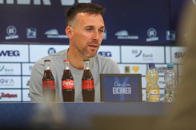 Last PK Christian Eichner Karlsruher SC, Head Coach , Karlsruher SC vs VfL Bochum, 2 Bundesliga, 34 Matchday, 2025 2026, 17 05 2026, DFL REGULATIONS PROHIBIT ANY USE OF PHOTOGRAPHS AS IMAGE SEQUENCES AND OR QUASI VIDEO, Karlsruher SC vs VfL Bochum, 2 Bundesliga, 34 Matchday, 2025 2026, 17 05 2026 Karlsruhe Copyright: xEibner-Pressefoto JanxPrihodax EP_JPA