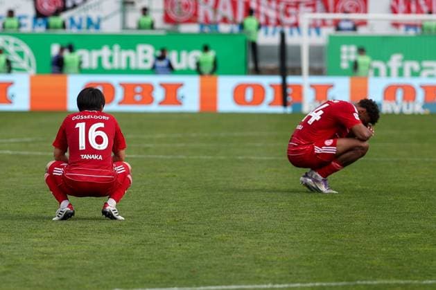 Santoshi Tanaka 16 Fortuna Duesseldorf and Elias Egouli 44 Fortuna Duesseldorf are disappointed about the relegation, SpVgg Greuther Fuerth vs Fortuna Duesseldorf, Football, Men, 2 Bundesliga, DFL, Season 2025 2026, 34 Matchday, Second round, 17 05 2026 DFB regulations prohibit any use of photographs as image sequences and or quasi video Fuerth Bayern Germany Copyright: xkolbert-press MartinxAgüerax