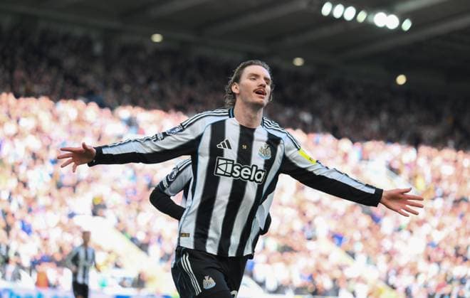 Nick Woltemade of Newcastle United celebrates scoring their first goal Newcastle United v West Ham United, Premier League, Football, St James Park, Newcastle, UK - 17 May 2026Newcastle St James Park United Kingdom EDITORIAL USE ONLY No use with unauthorised audio, video, data, fixture lists, club league logos or live services. Online in-match use limited to 120 images, no video emulation. No use in betting, games or single club league player publications.  Copyright: xRichardxLee Shutterstockx 16877466af