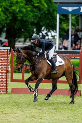 HAMBURG Al Shira aa 95 German Jumping and Dressage DERBY 2026, HAMBURG Al Shira aa 95 German Jumping and Dressage DERBY 2026 BLAU Clara GER , Paul Melitta presents 94 German Jumping Derby Al Shira aa Derby Tour CSI4 Int jumping competition with jump off 1,55m Hamburg, Jenischpark, Derby Park Klein Flottbek 17 May 2026