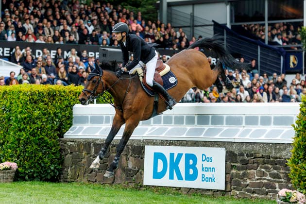 HAMBURG Al Shira aa 95 German Jumping and Dressage DERBY 2026, HAMBURG Al Shira aa 95 German Jumping and Dressage DERBY 2026 HEINEKE Simon GER , Cordillo Melitta presents 94 German Jumping Derby Al Shira aa Derby Tour CSI4 Int jumping competition with jump off 1,55m Hamburg, Jenischpark, Derby Park Klein Flottbek 17 May 2026
