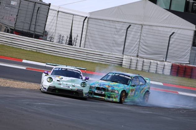 Collision 24 Ricardo Feller CHF Laurin Heinrich Feldkirchen GER Laurens Vanthoor , Porsche 911 GT3 R Evo2, Team Lionspeed GP GER and 277 Marc David Mueller Ensdorf GER Henrik Seibel Vilsbiburg GER Leo Geisler GER Michael Harris GBR , BMW 318Ti, Team Ravenol Motorsport by MDM Racing GER GER, Motorsport, 54 ADAC Ravenol 24H Rennen Nuerburgring 2025, Rennen, Nuerburg, 17 05 2026 GER, Motorsport, 54 ADAC Ravenol 24H Rennen Nuerburgring 2025, Rennen, Nuerburg, 17 05 2026 Nuerburg Copyright: xEibner-Pressefoto JuergenxAugstx EP_JAT