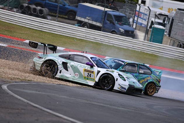 Collision 24 Ricardo Feller CHF Laurin Heinrich Feldkirchen GER Laurens Vanthoor , Porsche 911 GT3 R Evo2, Team Lionspeed GP GER and 277 Marc David Mueller Ensdorf GER Henrik Seibel Vilsbiburg GER Leo Geisler GER Michael Harris GBR , BMW 318Ti, Team Ravenol Motorsport by MDM Racing GER GER, Motorsport, 54 ADAC Ravenol 24H Rennen Nuerburgring 2025, Rennen, Nuerburg, 17 05 2026 GER, Motorsport, 54 ADAC Ravenol 24H Rennen Nuerburgring 2025, Rennen, Nuerburg, 17 05 2026 Nuerburg Copyright: xEibner-Pressefoto JuergenxAugstx EP_JAT