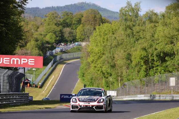 448 Christian Weber Herborn GER Christian Knoetschke Berlin GER Alexander Mueller Ehringshausen GER Dr Torsten Krey Herborn GER , Porsche Cayman S, Team Overtakerracing x tm racing org GER GER, Motorsport, 54 ADAC Ravenol 24H Rennen Nuerburgring 2025, Rennen, Nuerburg, 17 05 2026 GER, Motorsport, 54 ADAC Ravenol 24H Rennen Nuerburgring 2025, Rennen, Nuerburg, 17 05 2026 Nuerburg Copyright: xEibner-Pressefoto JuergenxAugstx EP_JAT