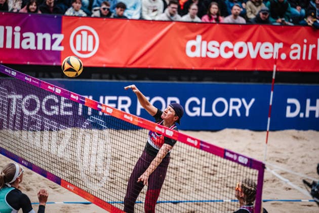 Beach volleyball women Allianz German Beach Tour 2026 Tourstop Düsseldorf 17 05 2026 Melanie Gernert on the attack Düsseldorf Robert Lehr Ufer Nordrhein Westfalen Germany