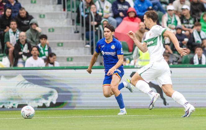 ESP Elche v Getafe LALIGA First half of Elche CF vs Getafe CF match during the LALIGA EASPORTS match, Round 37, between Elche and Getafe, played at Martinez Valero on May 17, 2026 in Elche Spain Elche Spain Football Copyright: xHugoxIzquierdox xAgenciaxLOFx