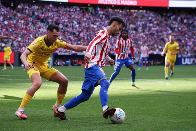 Atletico de Madrid vs Girona, on the 37th matchday of the 2025 26 Spanish First Division May 17, 2026, Madrid, Spain Alejandro Baena is defended by Arnau Martinez during the Spanish championship LaLiga football match between Atletico de Madrid and Girona CF on 17 May 2026 at Estadio Santiago Bernabeu in Madrid, Spain Madrid, Spain Madrid Madrid Madrid Madrid Spain Copyright: xAlejandroxMatiasx