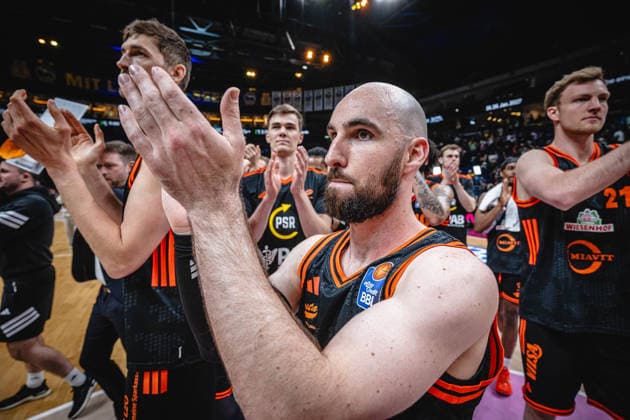Basketball Berlin 17 05 2026 Season 2025 2026 EasyCredit BBL 1 Bundesliga Men, Men Playoffs Quarterfinals Game 1 Alba Berlin RASTA Vechta Tommy Kuhse Vechta, No 12 Jubel