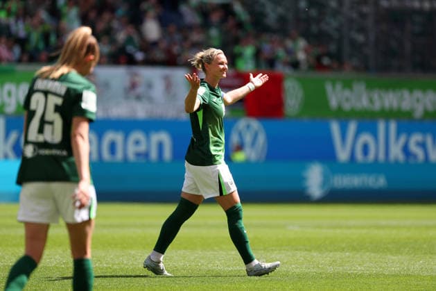VfL vs Nuremberg, BL Women Wolfsburg, 17 05 2026, Football, Women, Google Pixel Bundesliga, Season 2025 2026, VfL Wolfsburg vs 1 FC Nuremberg Alexandra Popp VfL Wolfsburg cheers after her goal for 2 0 AOK Stadion Niedersachsen Germany
