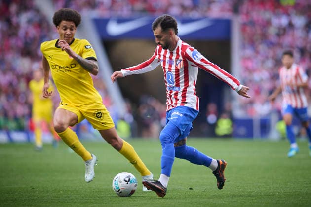 ATLETICO DE MADRID v GIRONA FC. LA LIGA 2025 2026. ROUND 37. Atletico de Madrid™s Alex Baena (r) and Girona FC™s Axel Witsel during La Liga match. May 17 2026. (ALTERPHOTOS Ropero) MadridSpain  Copyright: xRoperox