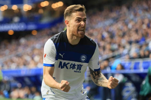 ESP LaLiga EA Sports Real Oviedo v Alaves Toni Martinez scores goal 0 1 for Alaves and celebrates his goal during LaLiga EA Sports, between Real Oviedo v Alaves played at Carlos Tartiere Stadium in Oviedo on May 17th, 2026 in Spain Oviedo Spain Futbol Copyright: xAgenciaxLOFx