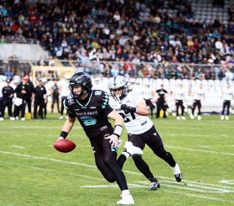 from left Russel TABOR Muenchen , ,Mato BEGLARIAN Tirol , European Football Alliance, Munich Ravens vs Raiders Tirol, Muenchen, Gruenwalder Stadion, 17 05 26 Copyright: WolfgangxFehrmann