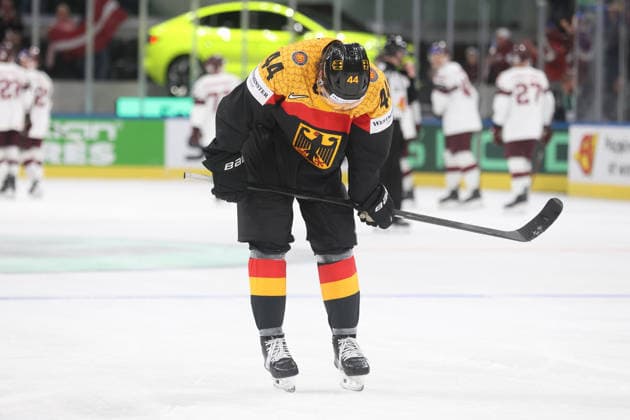 17 05 2026 Swiss Life Arena Zuerich , SWITZERLAND, Men IIHF World Championship Zurich 2026 Group A Germany Latvia Joshua Samanski GER disappointed after the game