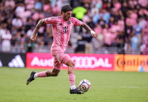 MLS, Fussball Herren, USA - Inter Miami vs Portland Timbers Rodrigo De Paul of Inter Miami in action during the MLS game between Inter Miami and Portland Timbers at Nu Stadium in Miami, Florida, USA, 17 May 2026. MIAMI FLORIDA United States  Copyright: xCRISTOBALxHERRERA-ULASHKEVICHx