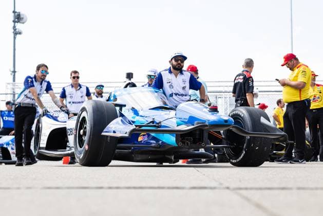 May 17, 2026, Speedway, Indiana, USA: Crew members of RINUS VEEKAY, driver of the No. 76 Chevrolet for Juncos Hollinger Racing, wheel the car to pre-qualifying inspection prior to qualifying for the 110th Indianapolis 500 at Indianapolis Motor Speedway. IndyCar, Indy Car, IRL, USA 2026: Indy 500 Qualifying  - ZUMAw173 20260517_zsp_w173_080 Copyright: xLukexWelshx
