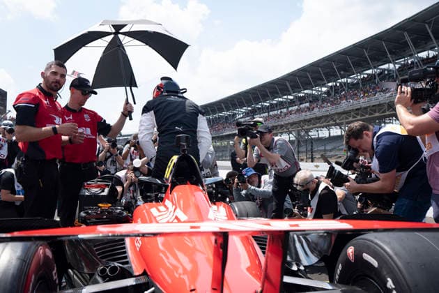 May 17, 2026, Speedway, Indiana, USA: Mick Schumacher, driver of the 47 Rahal Letterman Racing Honda climbs into his race car during qualifying for the Indy 500 at the Indianapolis Motor Speedway. IndyCar, Indy Car, IRL, USA - Indy 500 Qualifying, Indy 500 Pole, Indy 500  - ZUMAd212 20260517_zsp_d212_034 Copyright: xRichardxDolex