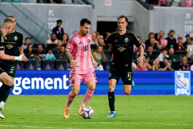 May 17, 2026, Miami, Florida, USA: Inter Miami forward Lionel Messi (10) runs with the ball during a MLS, Fussball Herren, USA soccer match between Inter Miami CF and Portland Timbers at NU Stadium in Miami Soccer 2026: Inter Miami 2:0 Portland Timbers  - ZUMAa257 20260517_zsp_a257_018 Copyright: xChrisxArjoonx