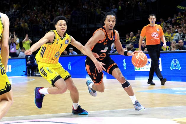 DEU, easyCredit BBL, ALBA vs Rasta Vechta 17 05 2026, Uber Arena, Berlin, DEU, easyCredit BBL, ALBA vs Rasta Vechta pictured Jack Kayil ALBA Berlin 7 , Alonzo Verge jr RASTA Vechta 11 nordphotoxGmbHx xEngler nph00076