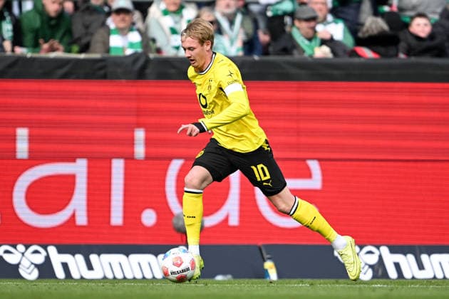 1 Bundesliga SV Werder Bremen Borussia Dortmund on 16 05 2026 at Weserstadion in Bremen Julian Brandt Dortmund on the ball MT