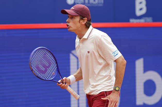 2026 05 18, xFSx, Bitpanda Open Hamburg ATP500, mens tennis tournament in Hamburg , Am Rothembaum in Hamburg , Alex De Minaur AUS disappointed, disappointed looking, dissapointed, sad, frustrated, frustrated, frustrated Copyright: HMBxMedia FernandoxSoares