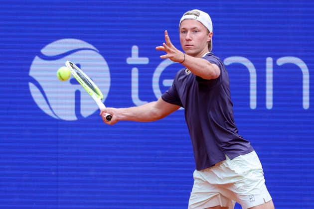 Max Schoenhaus Germany controls the ball, Bitpanda Hamburg Open, Bitpanda Hamburg Open, Rothenbaum, May 18, 2026 in Hamburg, Germany Photo by Marco Steinbrenner DeFodi Images Max Schoenhaus Germany controls the ball, Bitpanda Hamburg Open, Bitpanda Hamburg Open, Rothenbaum, May 18, 2026 in Hamburg, Germany Photo by Marco Steinbrenner DeFodi Images