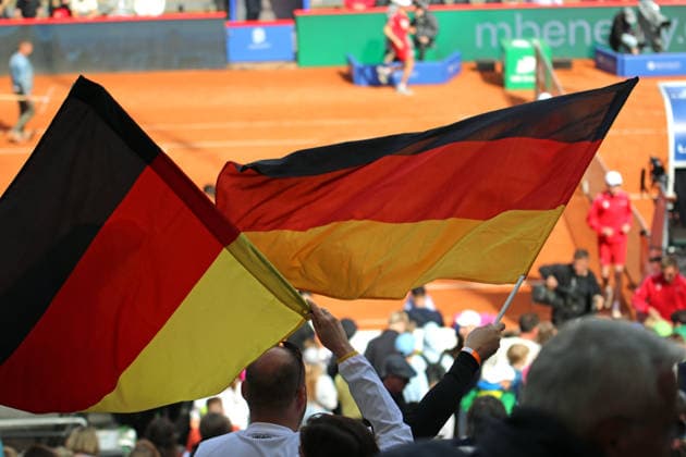 Bitpanada Hamburg Open, ATP 500, German Tennis Day at Hamburgs Rothenbaum Some fans wave German flags