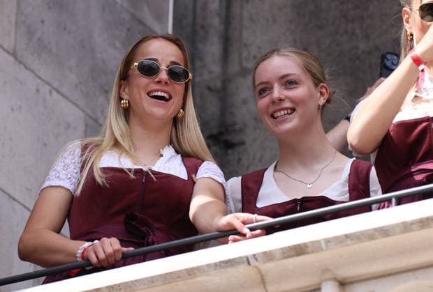 Football, Women, Bundesliga, Season 2025 2026, FC Bayern Munich, Women, Double celebration, Rathausbalkon, Marienplatz Giulia Gwinn FC Bayern Munich left with Franziska Kett FC Bayern Munich right on the Rathausbalkon
