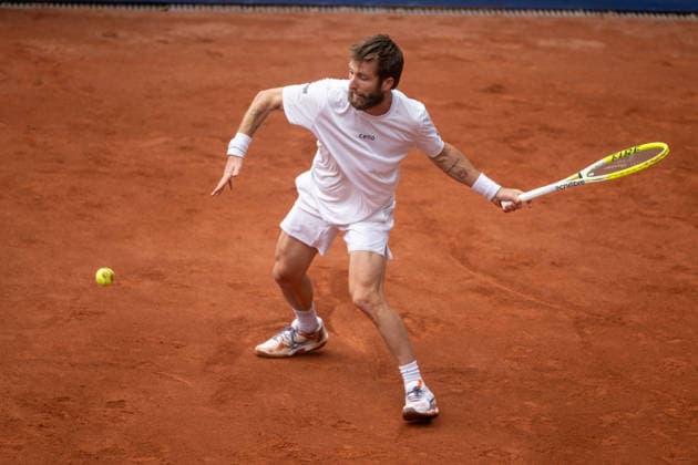 HAMBURG, GERMANY - MAY 18: Corentin Moutet of France plays a forehand shot to oppontent Alejandro Davidovich Fokina of Spain during their Men s Singles Round One match at the Bitpanda Hamburg Open on May 18, 2026 in Hamburg, Germany. Credit: Andy Astfalck NurPhoto Germany Copyright: xAndyxAstfalckx