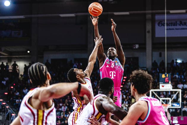 easyCredit Basketball Bundesliga, 2 Playoff Quarterfinals Telekom Baskets Bonn vs Fitness First Baskets Würzburg, 18 05 2026 Tylan Birts Telekom Baskets Bonn 5 from outside easyCredit Basketball Bundesliga, 2 Playoff Quarterfinals Telekom Baskets Bonn vs Fitness First Baskets Würzburg, 18 05 2026, Telekom Dome Bonn Copyright: xBEAUTIFULxSPORTS Derixx