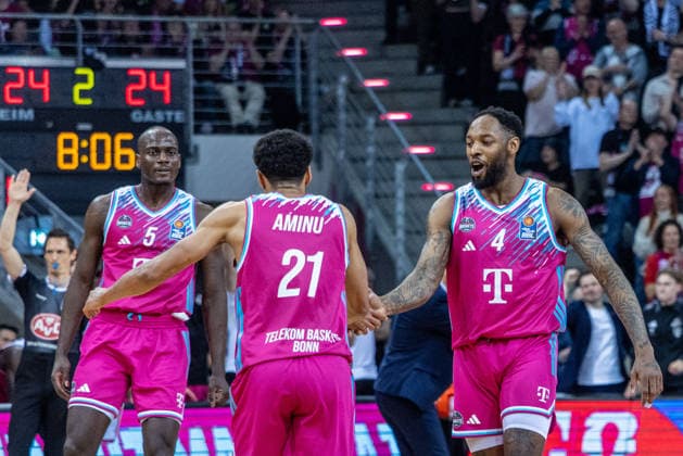 Joel Sadu Aminu Telekom Baskets Bonn, 21 , Jeff Garrett Jr Telekom Baskets Bonn, 04 , Tylan Birts Telekom Baskets Bonn, 05 celebrate a successful action Telekom Baskets Bonn vs Fitness First Wuerzburg Baskets, Basketball, easy Credit BBL, Playoffs, Quarterfinals, Matchday 2, 2025 2026, 18 05 2026 Telekom Baskets Bonn vs Fitness First Wuerzburg Baskets, Basketball, easy Credit BBL, Playoffs, Quarterfinals, Matchday 2, 2025 2026, 18 05 2026 Bonn Copyright: xEibner-Pressefoto GerhardxWingenderx EP_GWR