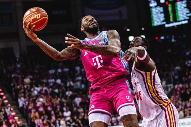 easyCredit Basketball Bundesliga, 2 Playoff Quarterfinals Telekom Baskets Bonn vs Fitness First Baskets Würzburg, 18 05 2026 Jeff Garrett Jr Telekom Baskets Bonn 4 and Eddy Edigin Jr Würzburg 27 easyCredit Basketball Bundesliga, 2 Playoff Quarterfinals Telekom Baskets Bonn vs Fitness First Baskets Würzburg, 18 05 2026, Telekom Dome Bonn Copyright: xBEAUTIFULxSPORTS Derixx