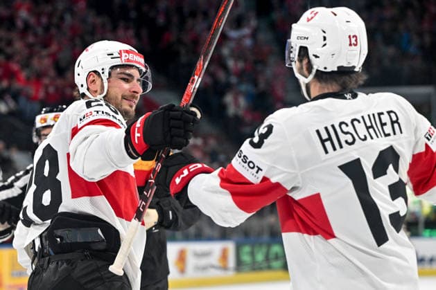 ZURICH, SWITZERLAND MAY 18 Timo Meier of Switzerland L and Nico Hischier of Switzerland R celebrate a goal during the 2026 IIHF Ice Hockey World Championship Switzerland game between Germany and Switzerland at Swiss Life Arena on May 18, 2026 in Zurich, Zurich Zurich Swiss Life Arena Zurich Switzerland Copyright: xJustPictures.ch AndreaxBrancax jp-en-EuSpIm-JP7_ANB_Ger_Sui_18052026_1963