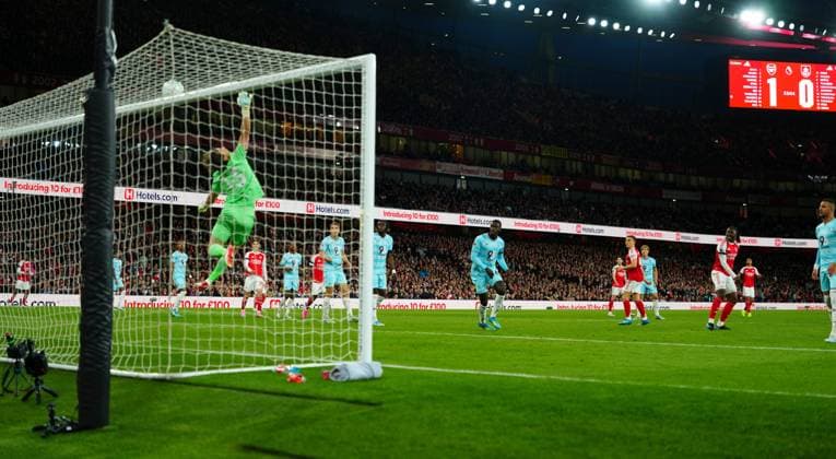 Eberechi Eze of Arsenal shoots just over at 1-0 Arsenal v Burnley, Premier League, Football, Emirates Stadium, London, UK - 18 May 2026London Emirates Stadium United Kingdom EDITORIAL USE ONLY No use with unauthorised audio, video, data, fixture lists, club league logos or live services. Online in-match use limited to 120 images, no video emulation. No use in betting, games or single club league player publications.  Copyright: xJavierxGarcia Shutterstockx 16881286v