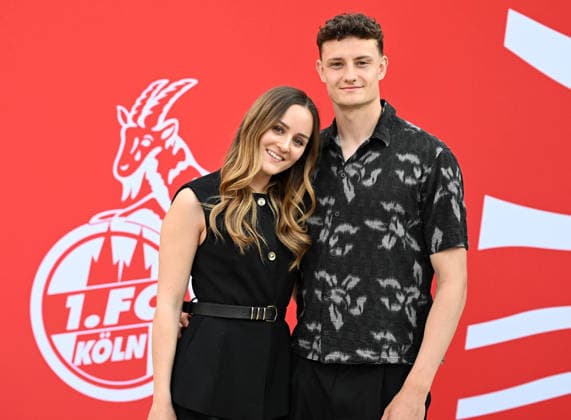 18 05 2026, xophax, Soccer 1 Bundesliga, Cologne Cologne , 1 FC Koeln season end summer break season end in the Cologne Flora Eric Martel 1 FC Köln , right and girlfriend Caro Koeln