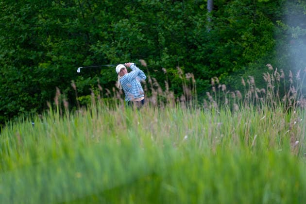 Amundi German Masters - Fourth Round Dorthea Forbrigd of Norway plays a penalty stroke after hitting her tee shot into the water on the 10th hole during the final round of the Amundi German Masters at Green Eagle Golf Courses in Hamburg, Germany, on May 17, 2026. Hamburg Germany  Copyright: xAndyxAstfalckx originalFilename:astfalck-amundige260518_np26V.jpg
