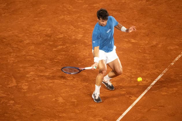 Bitpanda Hamburg Open 2026 - Day 3 Marcos Giron of the United States plays a forehand against Ben Shelton of the United States during their Men s Singles Round One match at the Bitpanda Hamburg Open in Hamburg, Germany, on May 18, 2026. Hamburg Germany  Copyright: xAndyxAstfalckx originalFilename:astfalck-bitpanda260518_npyfL.jpg