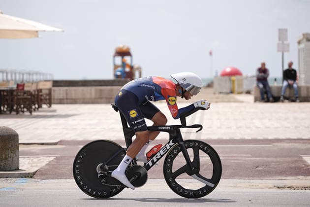 during Stage 10, an individual time trial at the Giro d™Italia, from Viareggio to Massa, Italy, Tuesday, May 19, 2026.  Copyright: xMarcoxAlpozzi LaPressex
