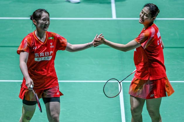 (260519) -- KUALA LUMPUR, May 19, 2026 -- Luo Yi Wang Tingge (R) celebrate scoring during the women s doubles round of 32 match between Luo Yi Wang Tingge of China and Bengisu Ercetin Nazlican Inci of T¨¹rkiye at 2026 Malaysia Masters badminton tournament in Kuala Lumpur, Malaysia, May 19, 2026. (Photo by Xinhua) (SP)MALAYSIA-KUALA LUMPUR-BADMINTON-MALAYSIA MASTERS-WOMEN S DOUBLES ChongxVoonxChung 