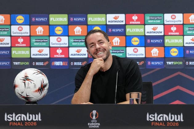 Christian Günter Christian Guenter SC Freiburg, 30 at the PK, Press conference , Turkey, Football, UEFA Europa League, Final, 2025 2026, SC Freiburg vs Aston Villa, 19 05 2026, TüpraÅü Stadium, BeÅüiktaÅü Park, Istanbul Istanbul TüpraÅü Stadium, BeÅüiktaÅü Par Istanbul Turkey Copyright: xArnexAmbergx
