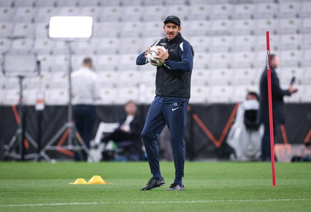 FOOTBALL EUROPA LEAGUE SEASON 2025 2026 Final in Istanbul 19 05 2026 SC Freiburg Aston Villa training SC Freiburg at Besiktas Park stadium, coach Julian Schuster watches the training session