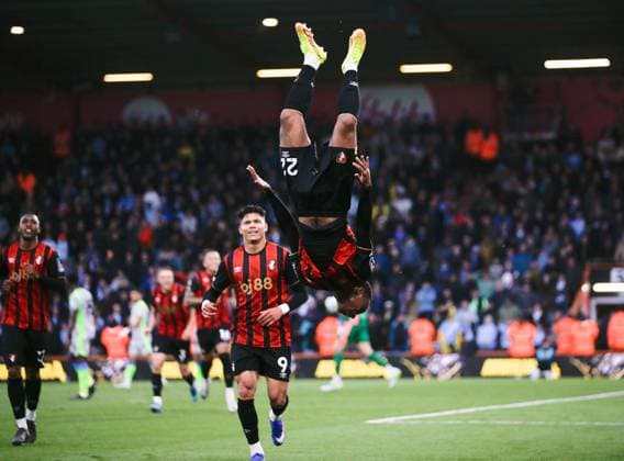 Eli Junior Kroupi celebrates scoring the opening goal for Bournemouth AFC Bournmeouth v Manchester City, Football, Premier League, Vitality Stadium, Bournemouth, Dorset, UK - 19 05 2026 EDITORIAL USE ONLY No use with unauthorised audio, video, data, fixture lists, club league logos or live services. Online in-match use limited to 120 images, no video emulation. No use in betting, games or single club league player publications. Copyright: xMattxImpey Shutterstockx 16884011r