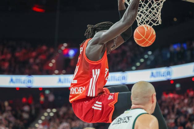 Dunk Wenyen Gabriel FC Bayern Basketball, 32 , GER, FC Bayern Basketball vs Vet Concept Gladiators Trier, Basketball, easycredit Basketball Bundesliga, Playoffs, Quarterfinals, Season 2025 2026, 19 05 2026, GER, FC Bayern Basketball vs Vet Concept Gladiators Trier, Basketball, easycredit Basketball Bundesliga, Playoffs, Quarterfinals, Season 2025 2026, 19 05 2026 Munich Copyright: xEibner-Pressefoto JennixMaulx EP_JML