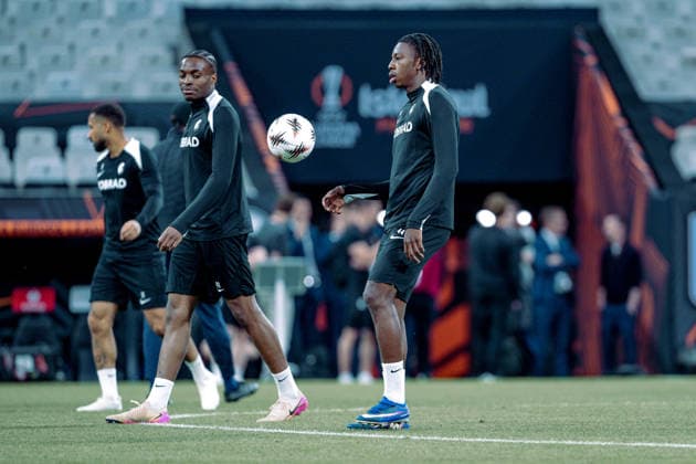 ISTANBUL, TURKIYE ? 19 MAY 2026: Johan Manzambi of SC Freiburg during the training session the day before the UEFA Europa League Final 2026 match between SC Freiburg and Aston Villa F.C. at Besiktas Park on May 19, 2026 in Istanbul, Turkiye. Copyright: xAlexandraxFechetex xSPPx Sportspressphoto_SPR150216