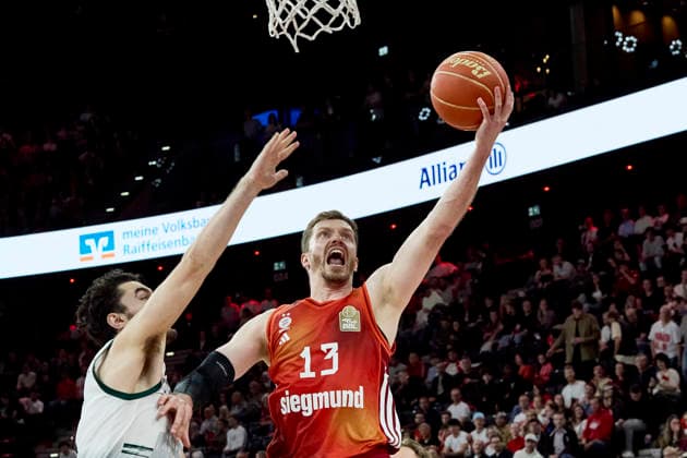German Basketball Bundesliga BBL , FC Bayern Munich Basketball vs VET CONCEPT GLADIATORS Trier, Munich FC Bayern Basketball, Trier VET CONCEPT GLADIATORS, 2026 05 19 in Munich SAP Garden OBST Andreas FC Bayern Munich Basketball Shooting Guard SG Nr13 FCBB13 , GUILLOZET Clay VET CONCEPT GLADIATORS TRIER Shooting Guard SG Nr4 TRI4 sportworld Munich SAP Garden Bayern Germany