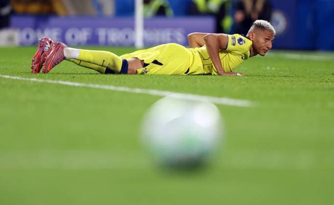 Richarlison of Tottenham Hotspur shows a look of dejection after a missed chance Chelsea v Tottenham Hotspur, Premier League, Football, Stamford Bridge, London, UK - 19 May 2026London Stamford Bridge United Kingdom EDITORIAL USE ONLY No use with unauthorised audio, video, data, fixture lists, club league logos or live services. Online in-match use limited to 120 images, no video emulation. No use in betting, games or single club league player publications.  Copyright: xKieranxMcManus Shutterstockx 16881293at