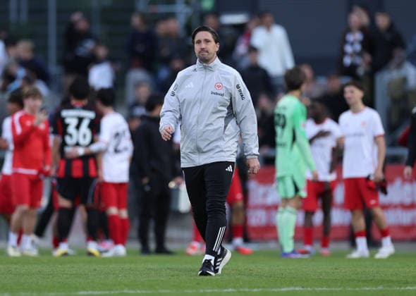 19 05 2026, Soccer test match, 125 years Rot Weiss Frankfurt, SG Rot Weiss Frankfurt Eintracht Frankfurt, v l , Coach Jan Fießer Eintracht Frankfurt DFL DFB REGULATIONS PROHIBIT ANY USE OF PHOTOGRAPHS AS IMAGE SEQUENCES AND OR QUASI VIDEO xdcx Copyright: HMBxMedia Claus