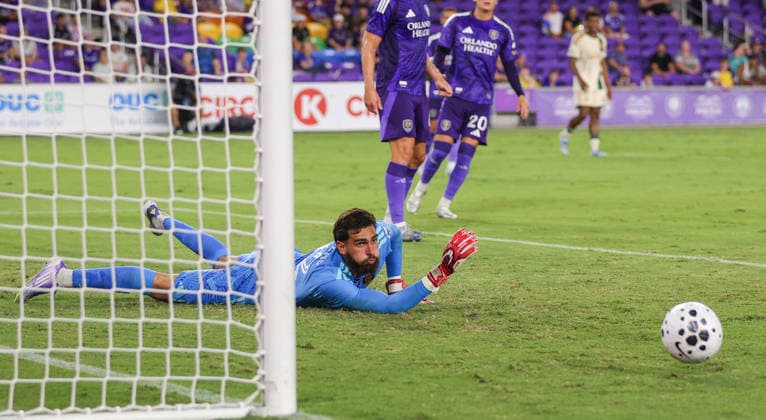 May 19, 2026, Orlando, Florida, USA: Orlando City SC goalkeeper JAVIER OTERO (12) looks on after making a diving save during the U.S Open Cup quarterfinal match against Atlanta United. The Orlando City Soccer Club hosted Atlanta United at Inter&Co Stadium in Orlando, FL. Orlando USA - ZUMAm299 20260519_znp_m299_028 Copyright: xTaylorxMcFeex