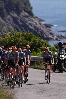The race during Stage 11 of the Giro d™Italia, from Porcari to Chiavari, Italy, Wednesday, May 20, 2026.  Copyright: xMarcoxAlpozzi LaPressex