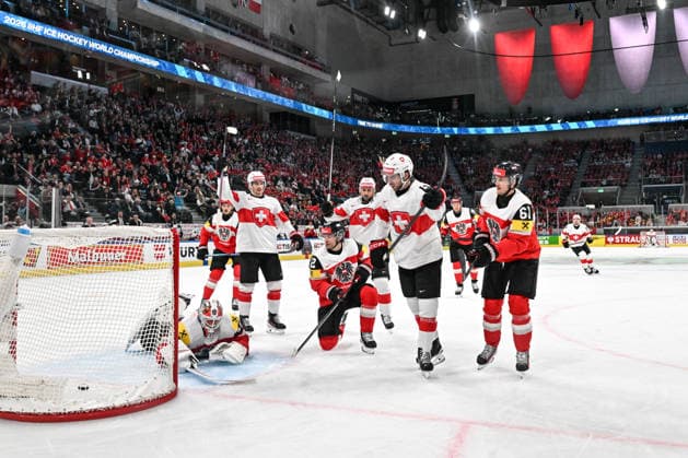 ZURICH, SWITZERLAND MAY 20 Nico Hischier of Switzerland R celebrates his goal during the 2026 IIHF Ice Hockey World Championship Switzerland game between Austria and Switzerland at Swiss Life Arena on May 20, 2026 in Zurich, Zurich Zurich Swiss Life Arena Zurich Switzerland Copyright: xJustPictures.ch AndreaxBrancax jp-en-EuSpIm-JP7_ANB_Aut_Swi_20052026_7021